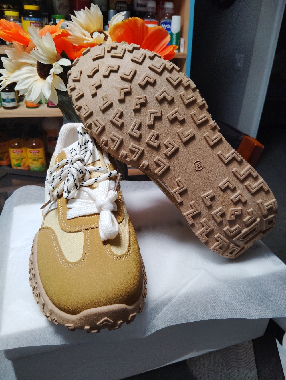 **" CASUAL TAN & WHITE FASHION SNEAKERS**💛🤍💛🤍💲💲💲💲💲 - Picture 7 of 13